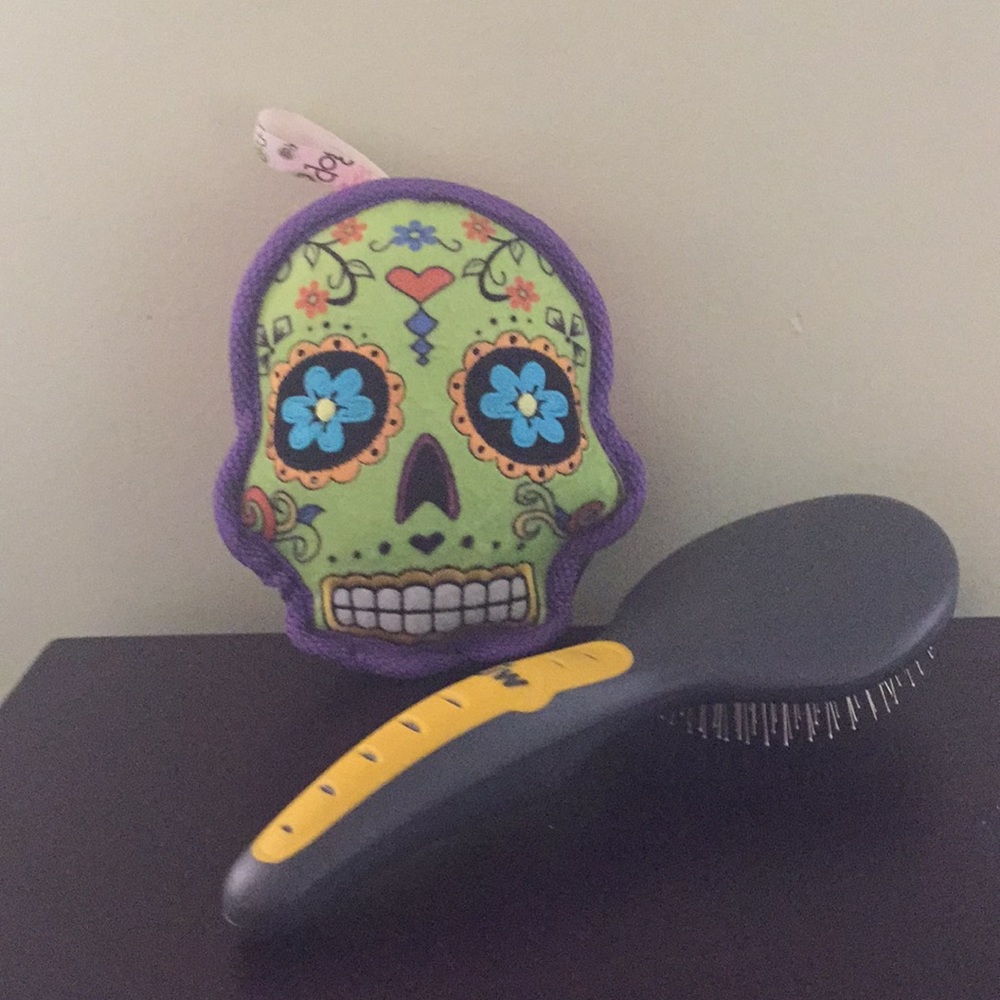 Godog Chew Toy and brush